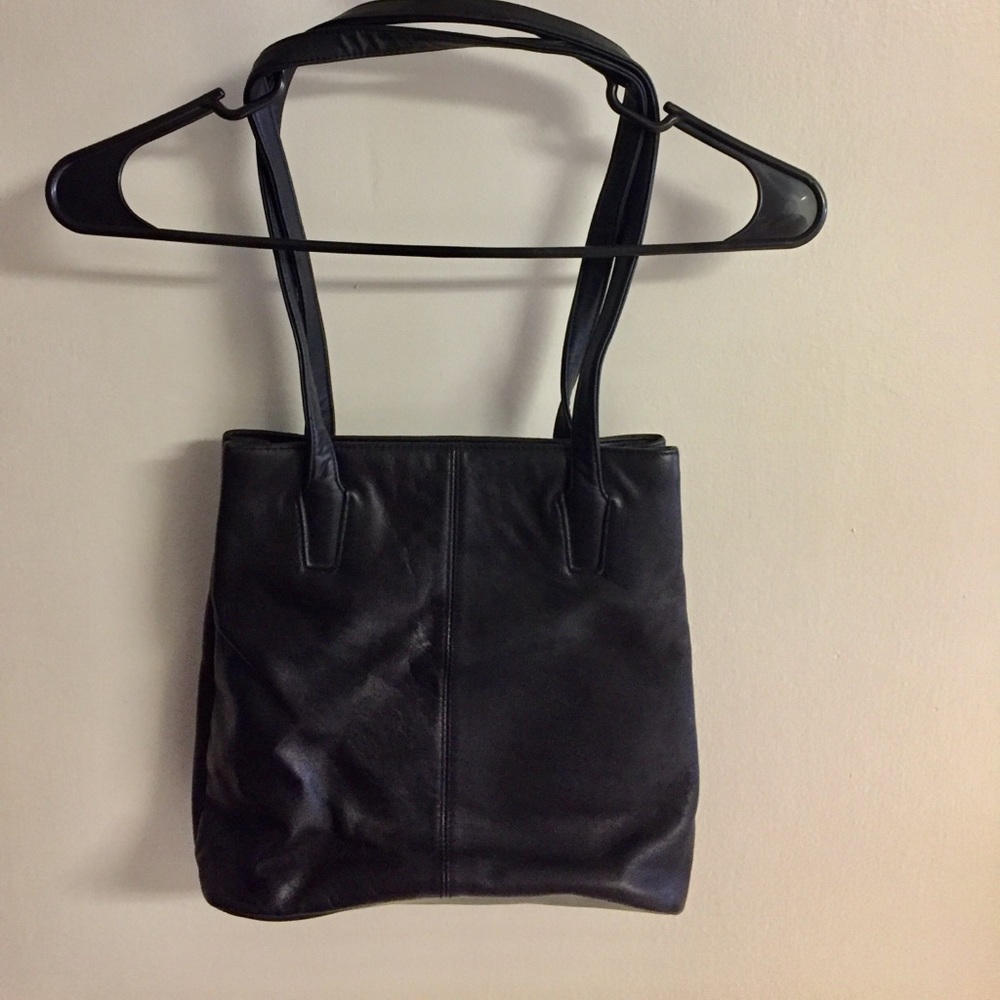 Ladies hand bag